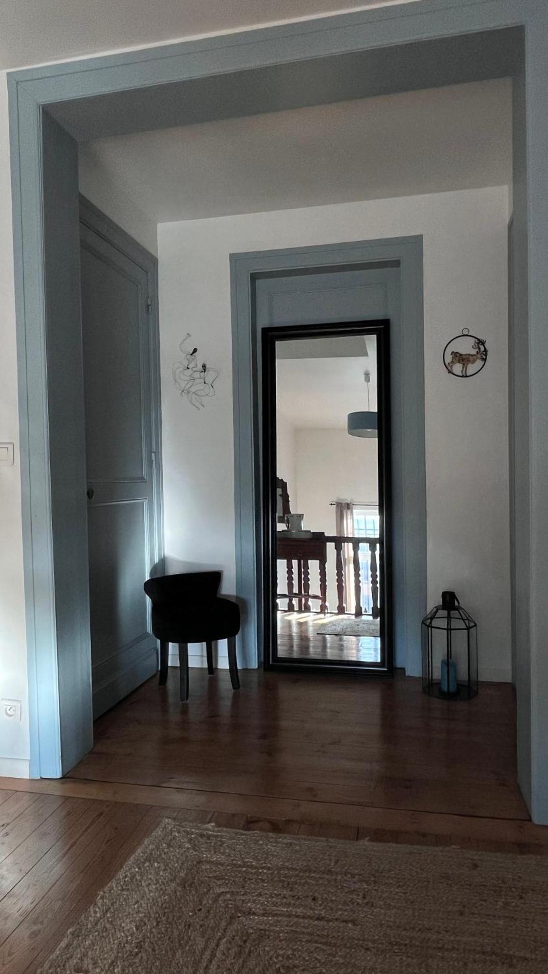 Privatunterkunft Au Petit Chateau *